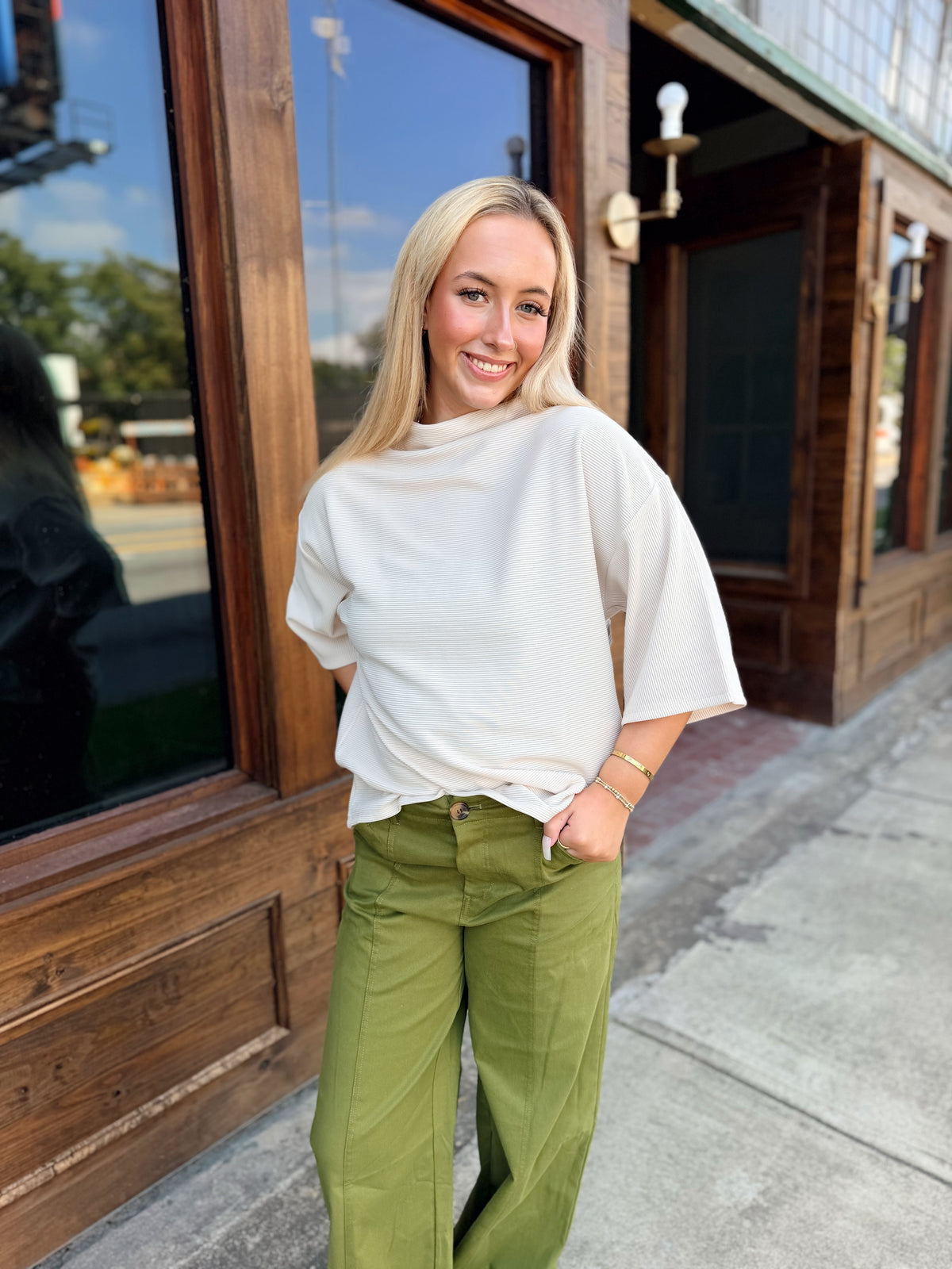 Mock Turtleneck Short Sleeve Pullover Top- Ivory