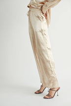 Timeless Moments Pants 6f360fbee2a159ed8ad6d92475d6dbc89330ea6c76f3342eb87e9bb07cba6589_30477dc7-9cf1-4531-a568-4798ddf550e4 description