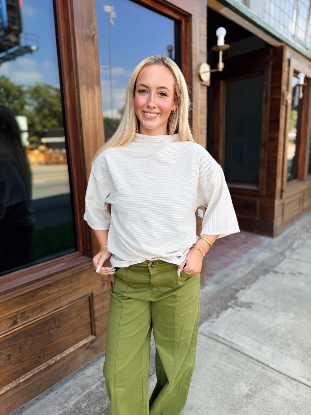 Mock Turtleneck Short Sleeve Pullover Top- Ivory